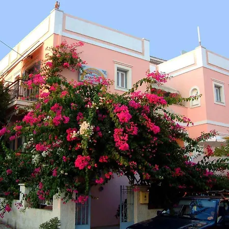 Aparthotel Rodanthos 2*