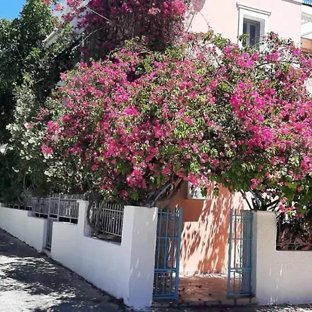 Apart Otel Rodanthos