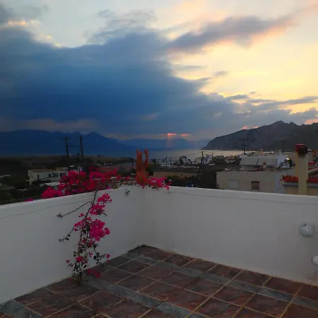 Aparthotel Rodanthos 2*