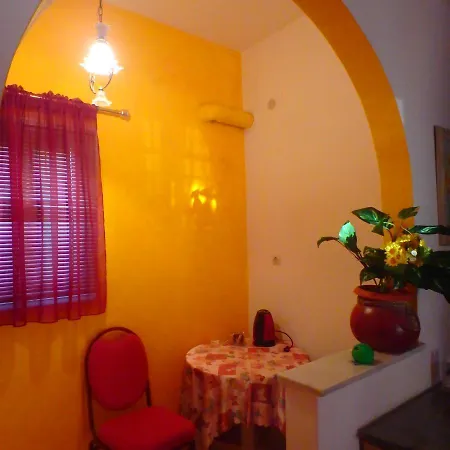 Aparthotel Rodanthos