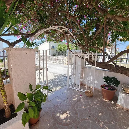 Rodanthos Apart Otel