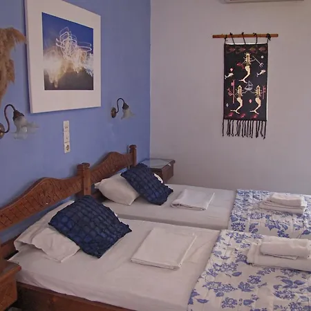 Rodanthos Aparthotel Perdika (Aegina)